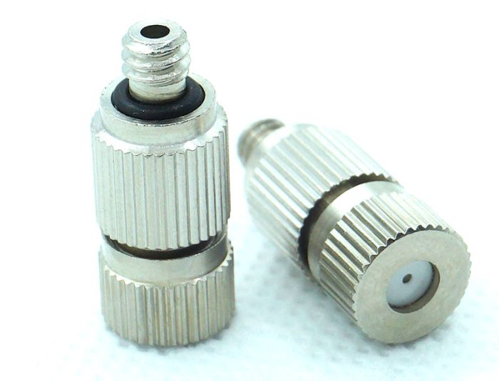 High pressure misting nozzle